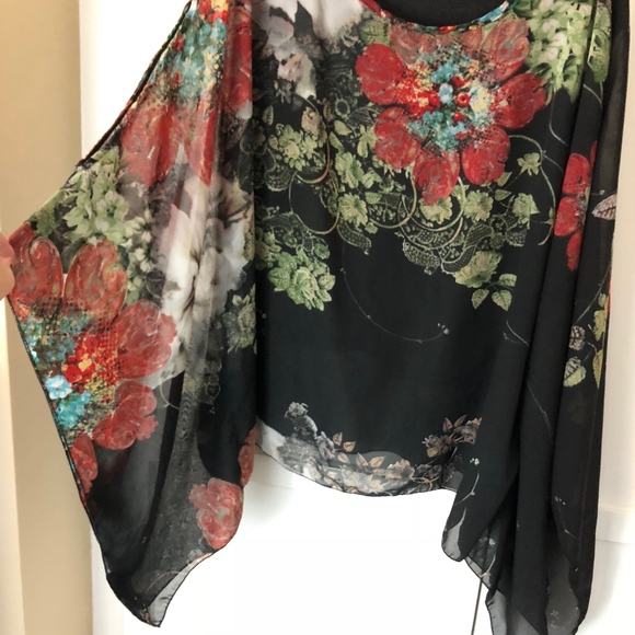 FLORAL SEMI-SHEER BATWING TOP W/ LINING EUC - Picture 3 of 6